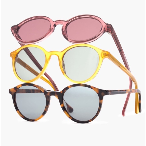 Meet your Posher, Kylie - Picture 1 of 1